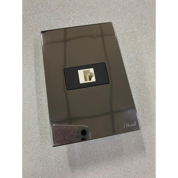 Cj Entrada rj45 Cat5 (internet) Horizontal 4x2 - Recta Espelhada Fume (modulos home grafite) Cj Entrada rj45 Cat5 (internet) Horizontal 4x2 - Recta Espelhada Fume (modulos home grafite)